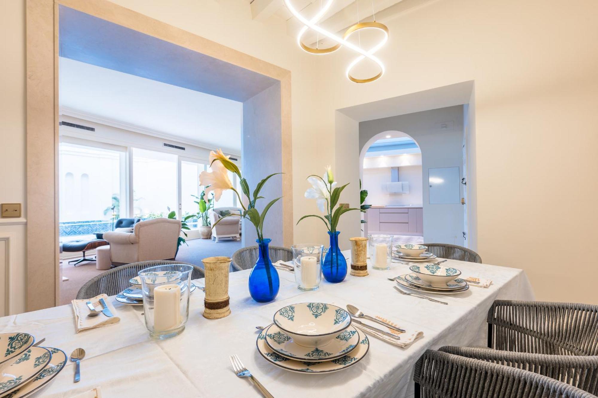 Appartement Luxurious With Andalusian Patio And Pool, Facing The Cathedral Séville