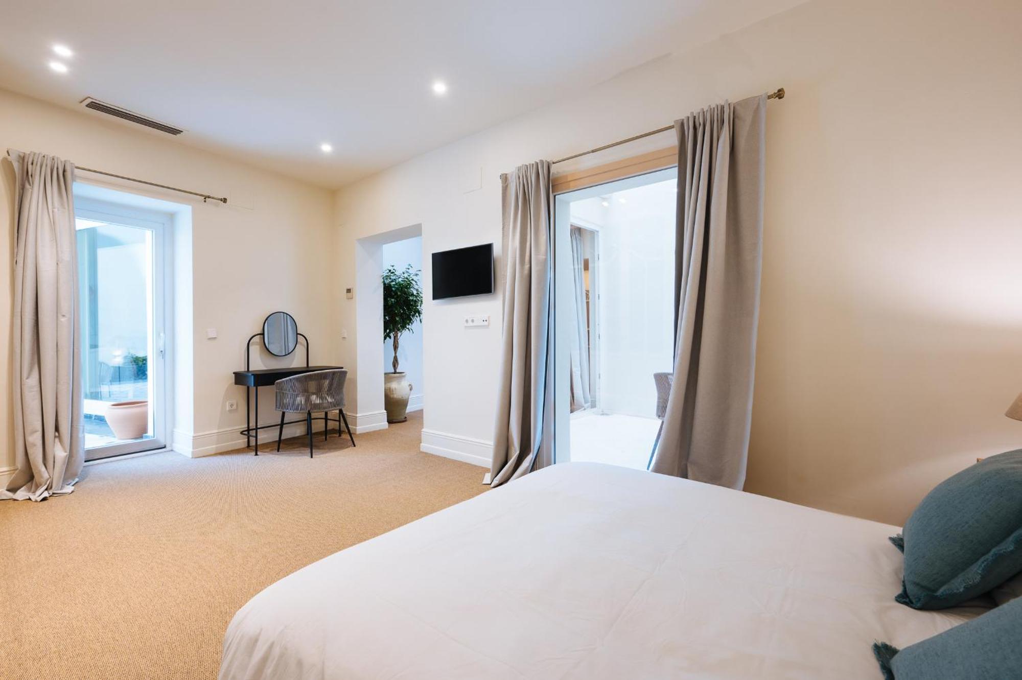 Luxurious With Andalusian Patio And Pool, Facing The Cathedral Appartement Séville